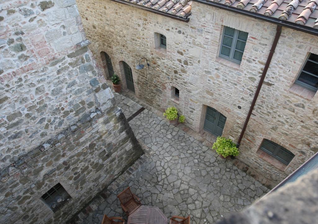 Residence Castello Di Orgiale Castelnuovo Berardenga Exteriör bild